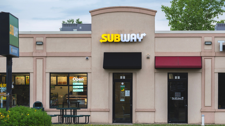 Subway store exterior