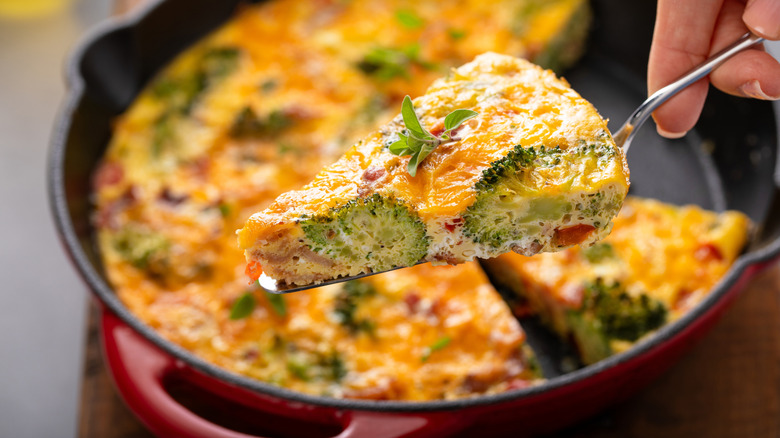 frittata with scrambled eggs and peppers