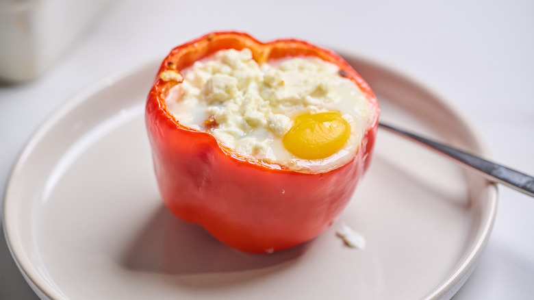 shakshuka stuffed pepper on a plate