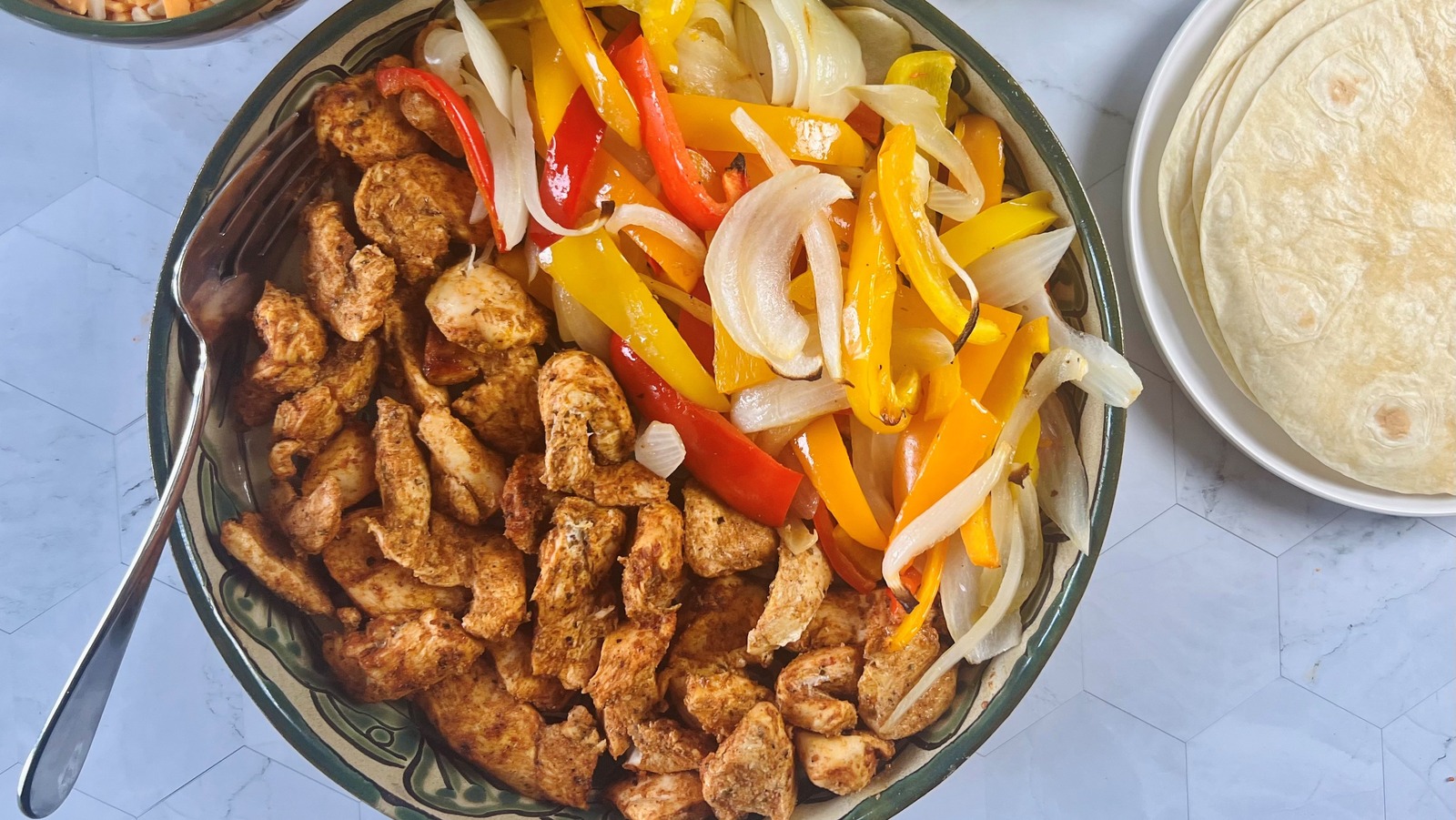 SheetPan Chicken Fajitas With Spicy Avocado Crema Recipe