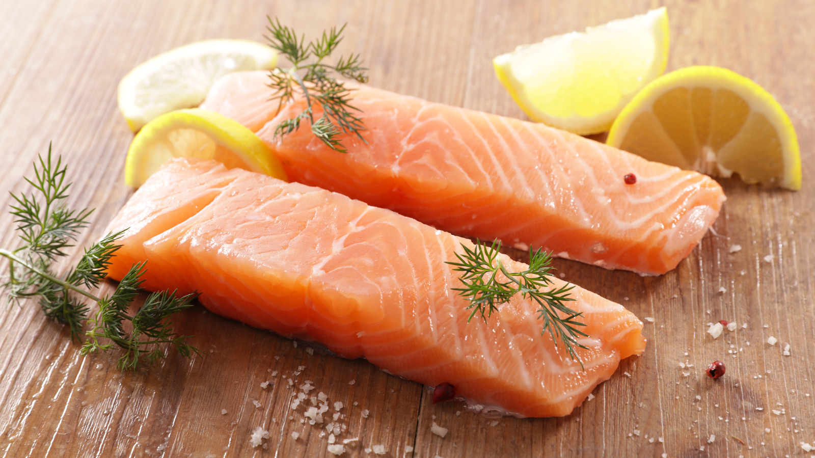 Should Salmon Be Covered When Baking In The Oven?