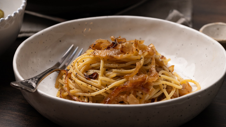 caramelized onion pasta in bowl