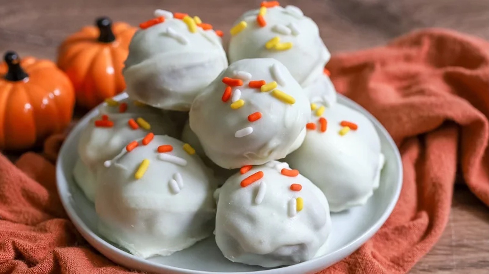 Skip The Pie Crust And Make Our No-Bake Pumpkin Spice Truffles Instead - Tasting Table