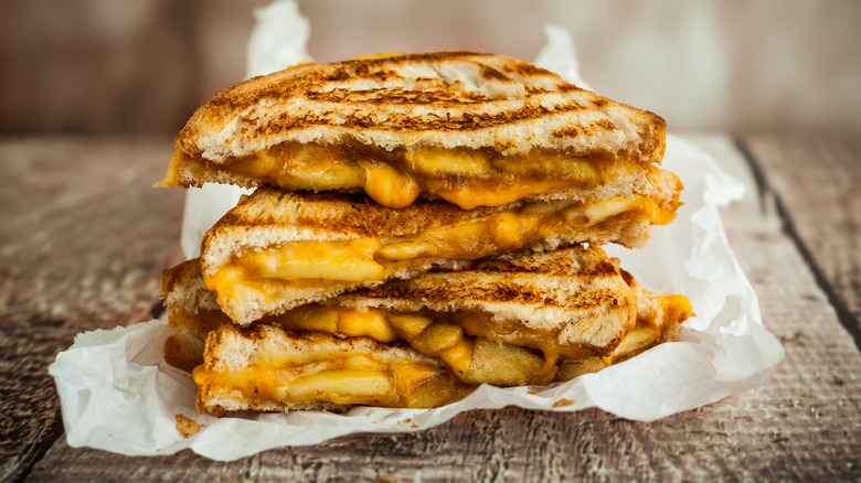 Grilled cheese and apple sandwiches