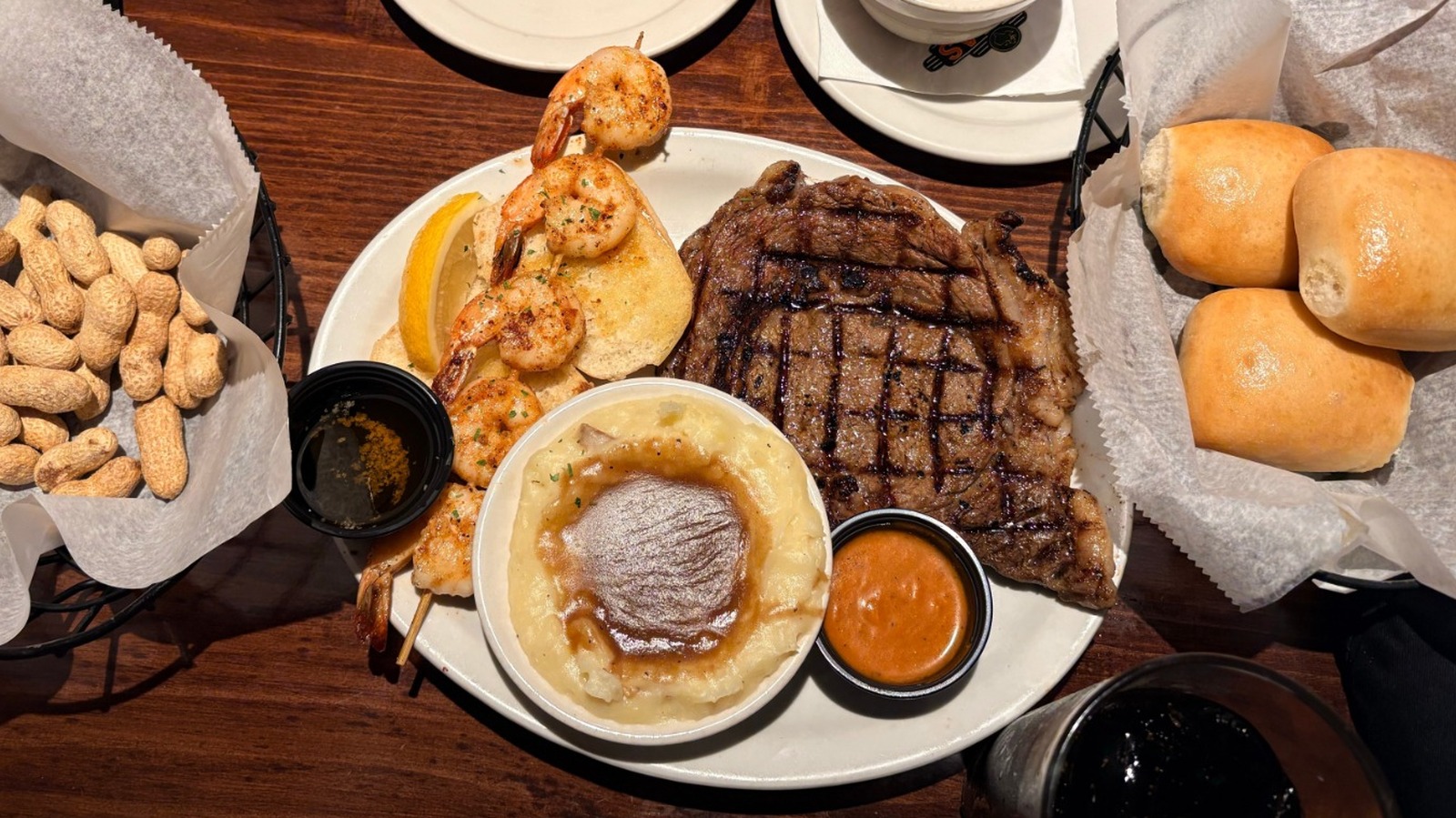 Skip This Texas Roadhouse Steak Topping That Smothers All The Best Flavors - Tasting Table