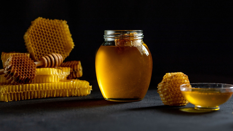 honey and honey combs