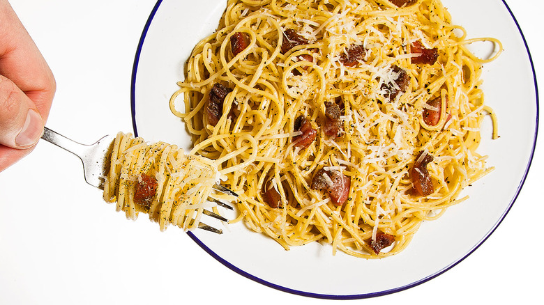 spaghetti with cheese