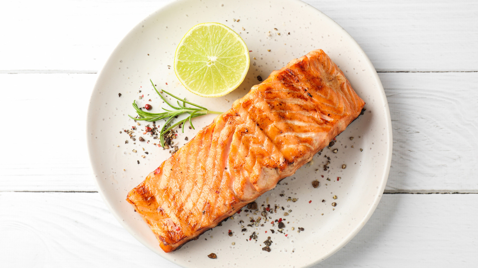 Spice Up Your Salmon, Literally, By Adding One Can Of This - Tasting Table