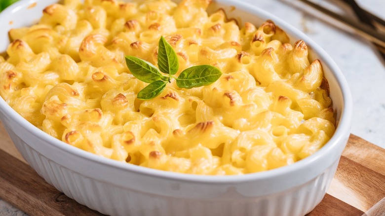 Baked macaroni and cheese in dish