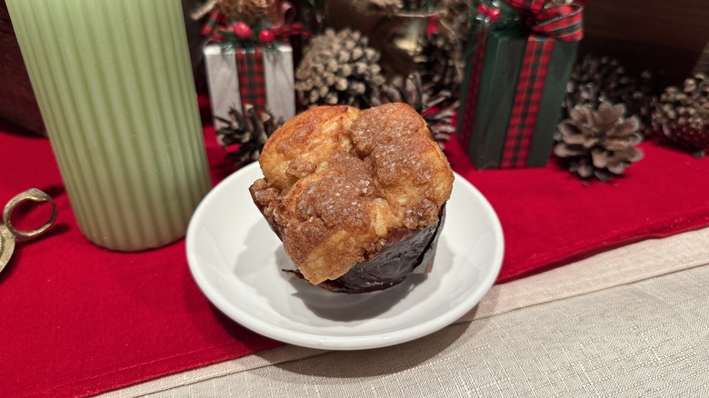 Cinnamon Pull-Apart Bread On a festive table