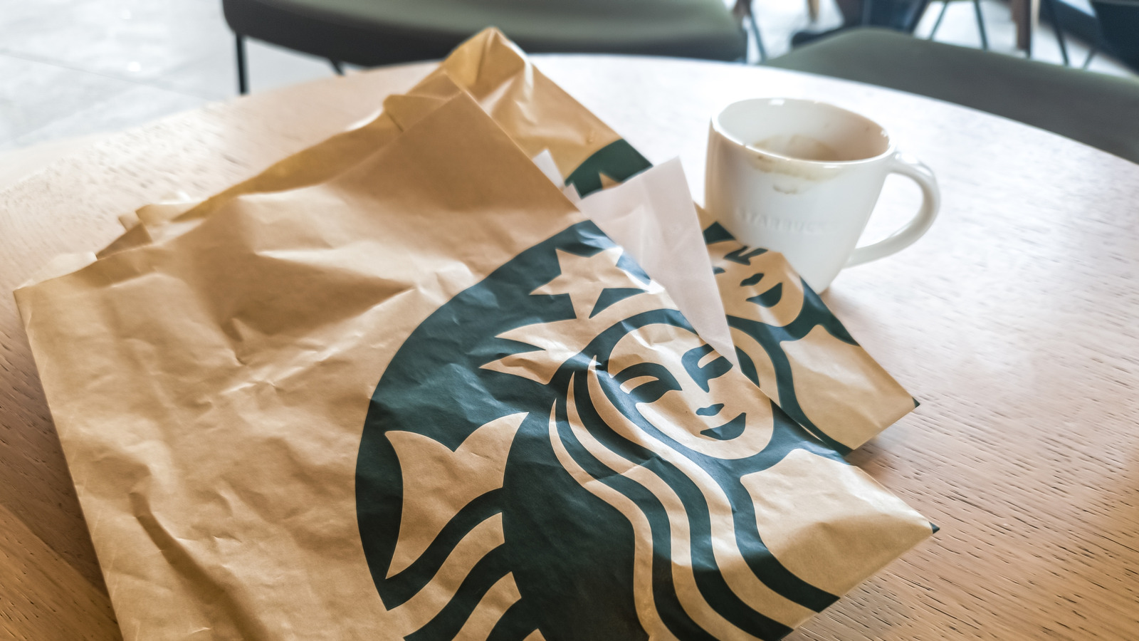 The Starbucks Food Order That's A Hidden Gem For Protein - Tasting Table
