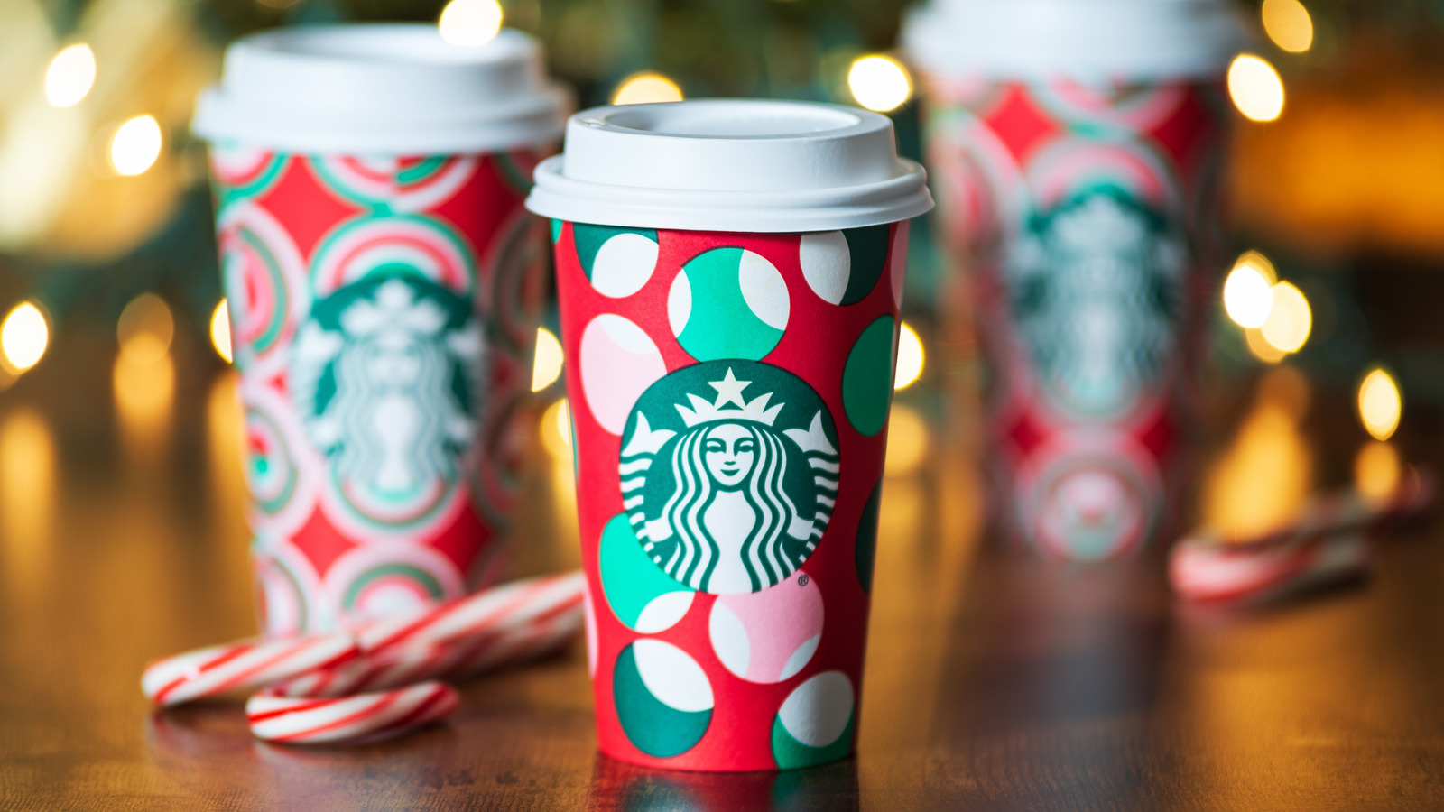 Starbucks' Iconic Holiday Cups Used To Look A Lot Different - Tasting Table