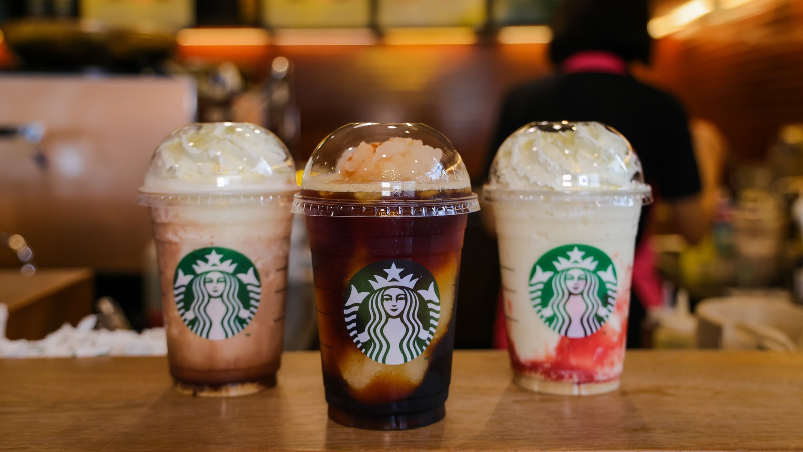 https://www.tastingtable.com/img/gallery/starbucks-introduces-smaller-nugget-ice-to-conserve-water/l-intro-1684514307.jpg