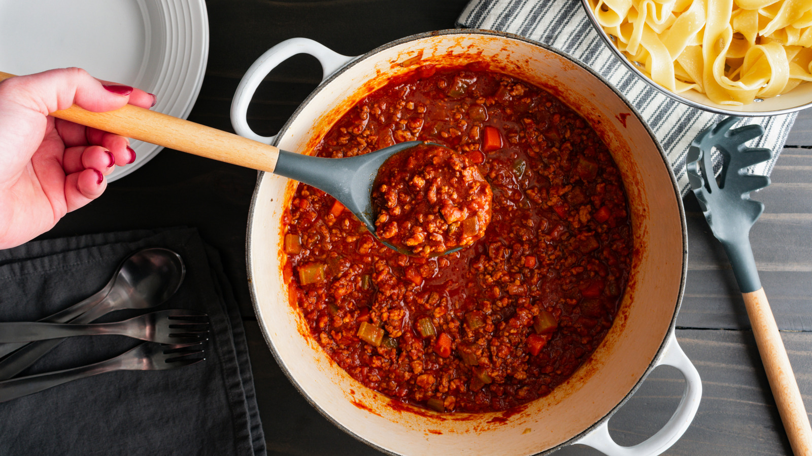 Staub Vs Le Creuset: What Are The Most Important Differences Between These 2 Popular Cookware Brands? - Tasting Table