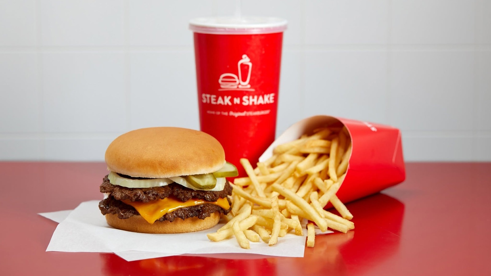 For A Steak 'N Shake Burger That's 10X More Flavorful, Always Order This Sauce On The Side