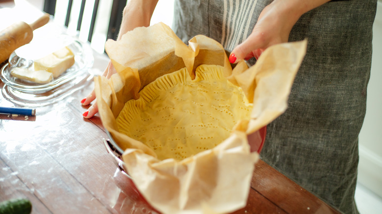 making a pie crust