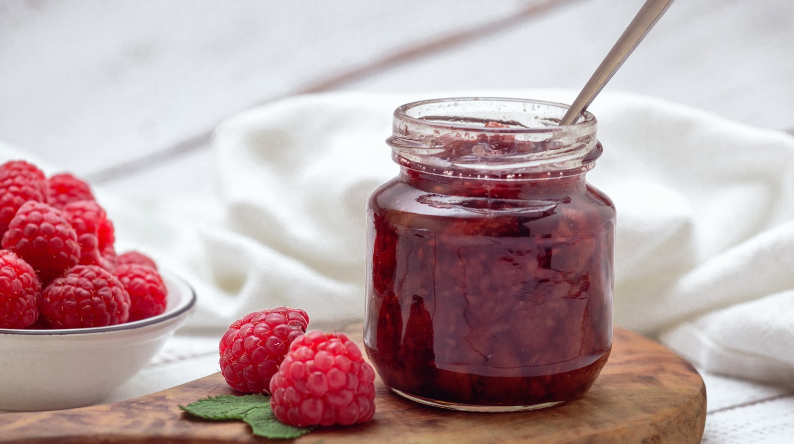 How To Use Lemon Seeds To Thicken Homemade Jam