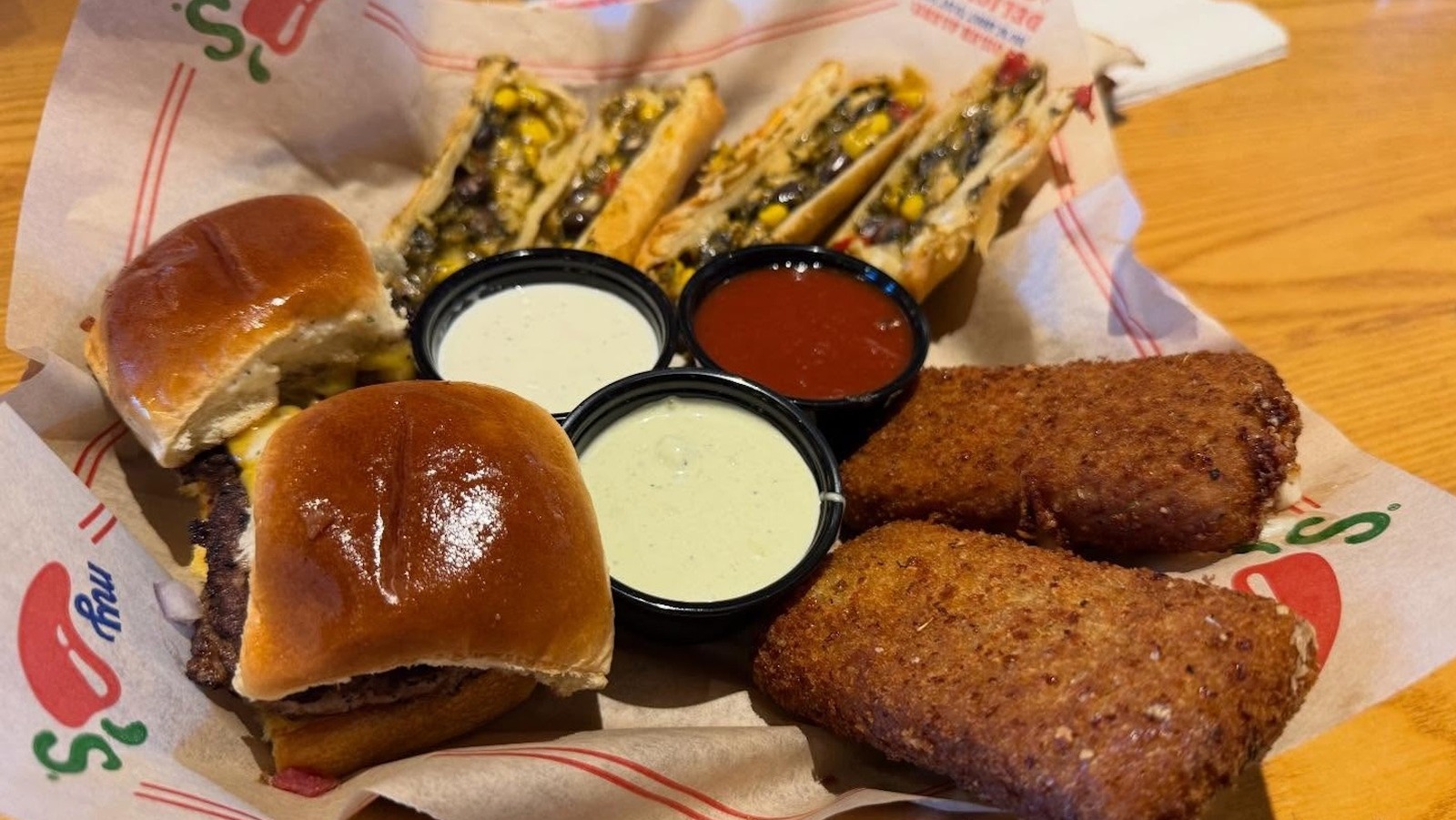 DIY A Chili's Triple Dipper At Home With These Grocery Store Finds - Tasting Table