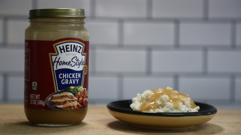 jarred gravy and mashed potatoes