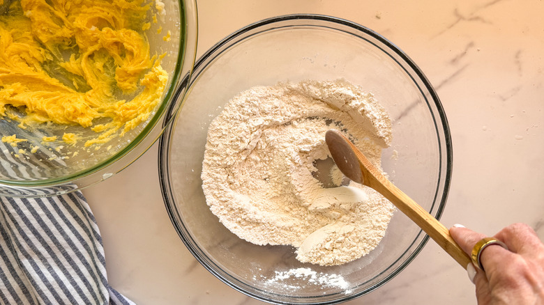 hand stirring dry ingredients