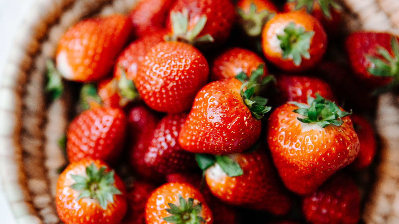 Strawberries Taste 10X Sweeter When Drizzled With This Pantry Staple