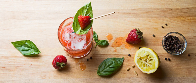 Strawberry peppercorn smash