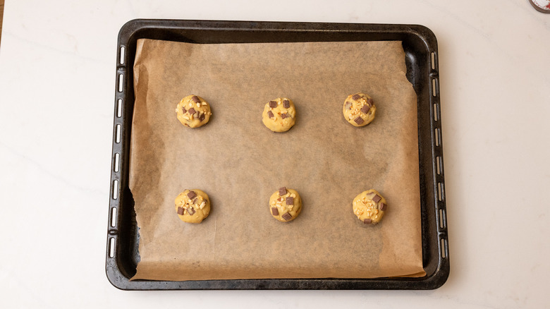 Cookie dough on baking sheet