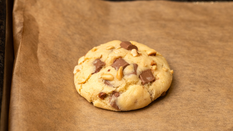 baked stuffed chocolate chip cookie