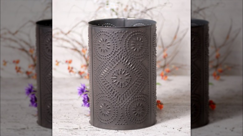 FOTER 4-gallon metal open waste basket by Irvin's Tinware