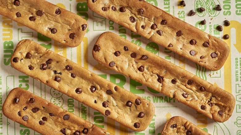 Subway footlong chocolate chip cookie 