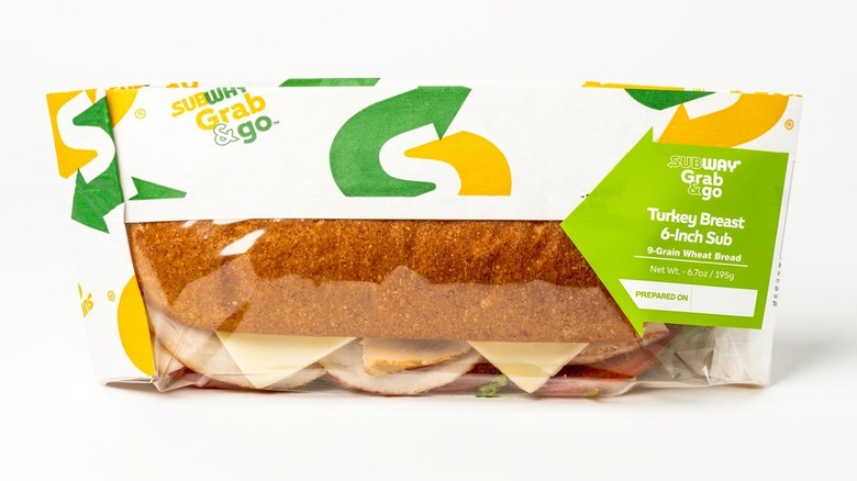 subway grab and go sandwich