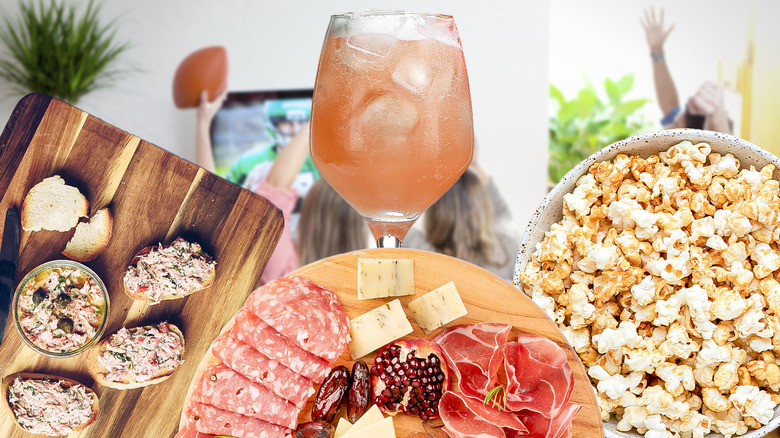 French Blonde cocktail with snacks