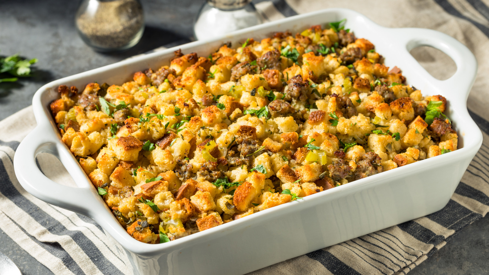 Swap Some Stock For This Boozy Upgrade To Give Boxed Stuffing A Deeper Flavor - Tasting Table