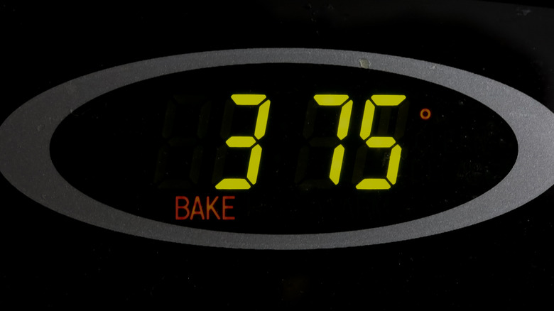 oven tempature showing 375 F