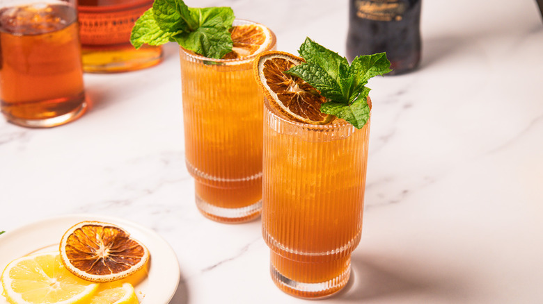 Two glasses of sweet tea whiskey smash