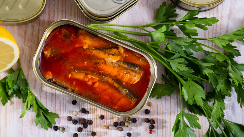 canned sardines in tomato