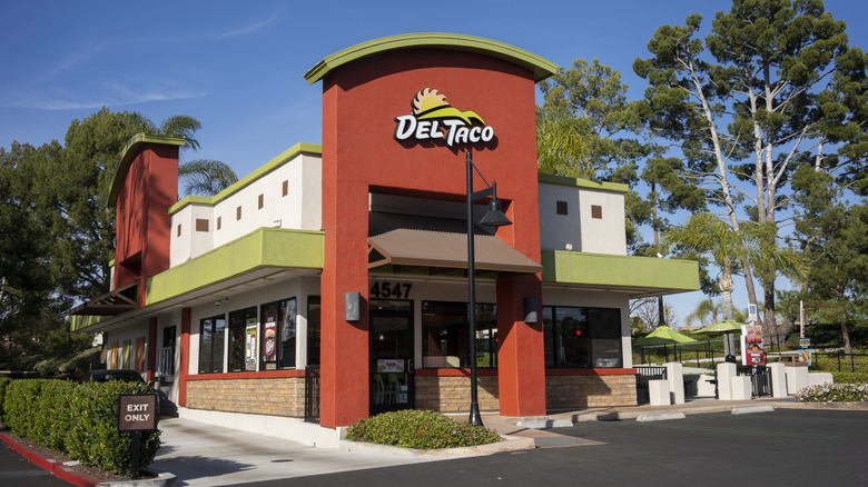 a Del Taco location in California
