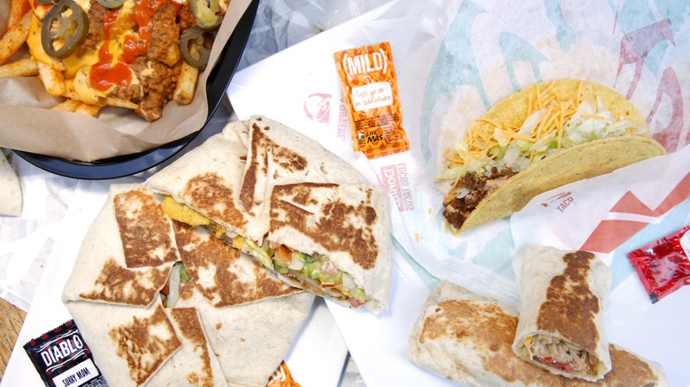 various taco bell menu items