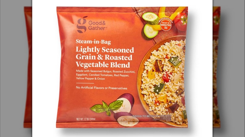 Good & Gather Lightly Seasoned Grain & Grilled Vegetable Blend bag on white background