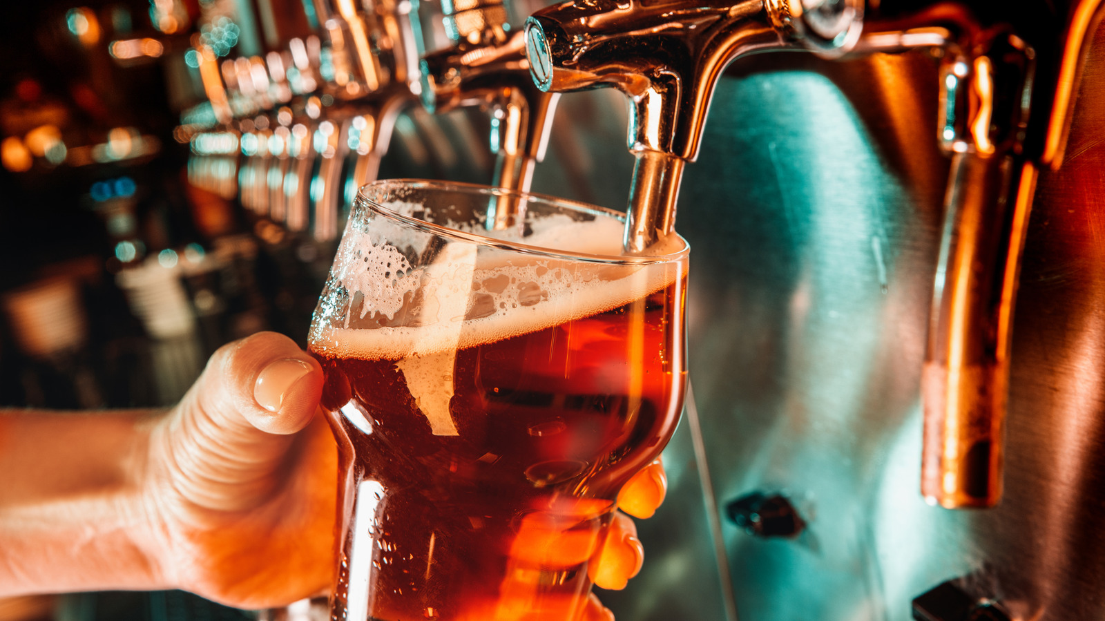 Tavern Vs Bar What's The Difference?