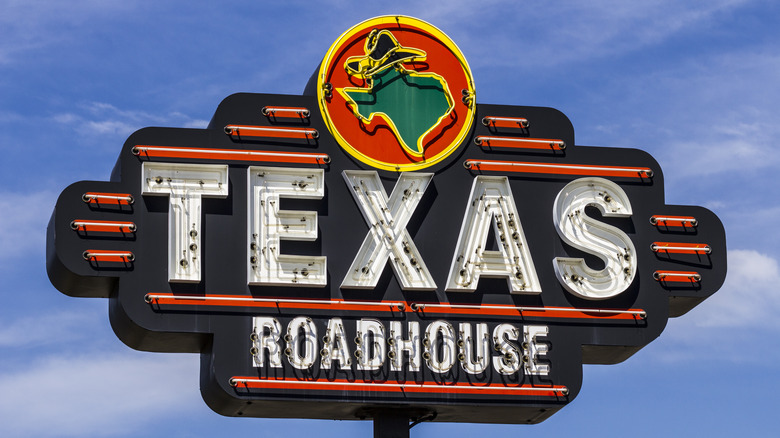 Texas Roadhouse sign