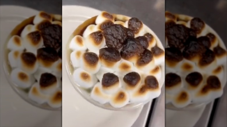 Texas Roadhouse's loaded applesauce