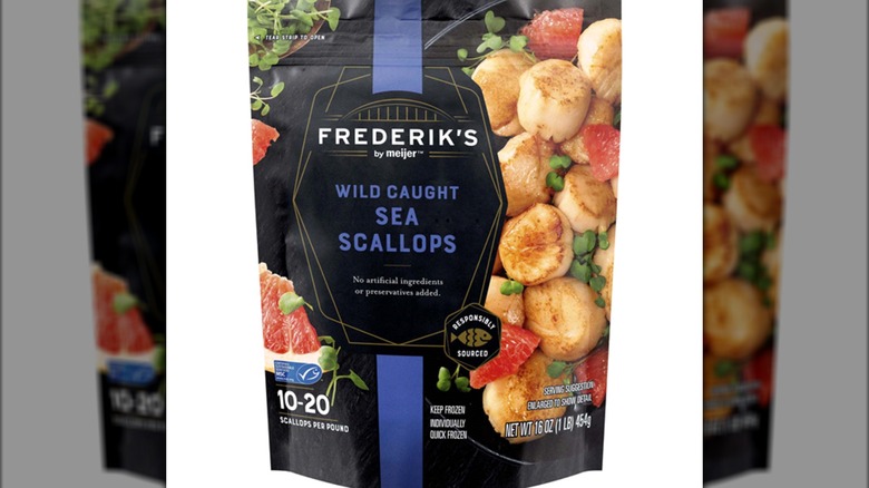Bag of Frederik's by Meijer 10/20 Wild Caught Sea Scallops against a white background