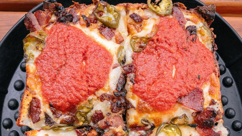 Plated cheese Detroit pizza at Hops and Pie