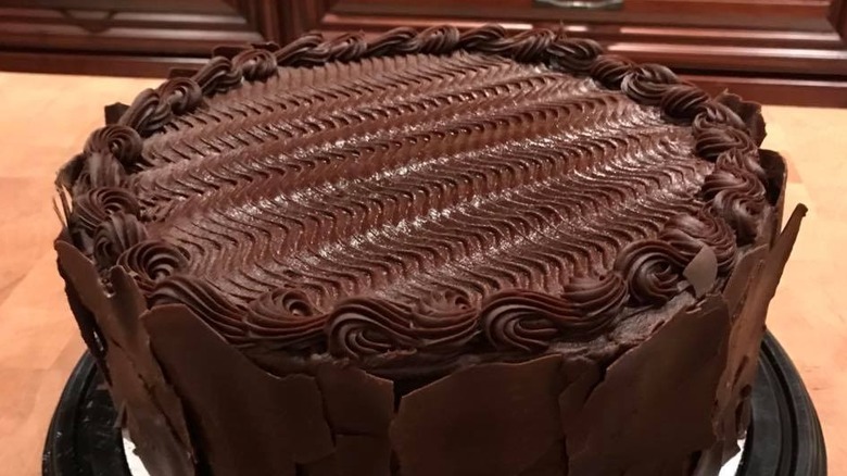 chocolate layer cake