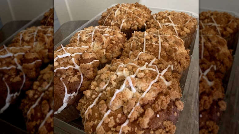 cinnamon coffee cake muffins