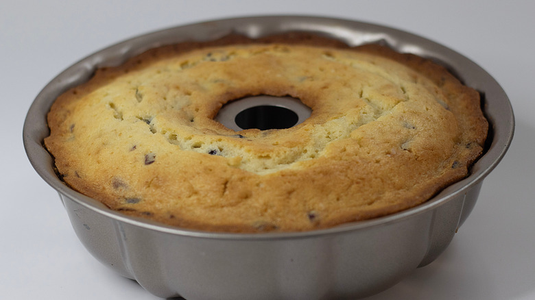 cake in bundt pan
