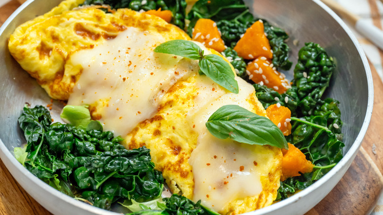 omelet with kale and squash