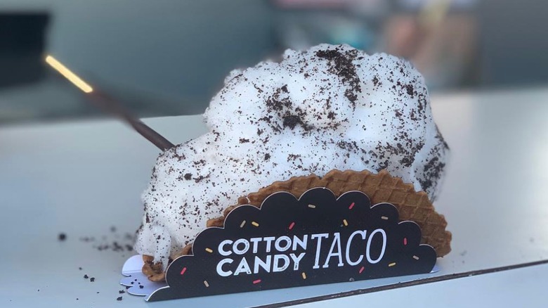 Cotton candy taco