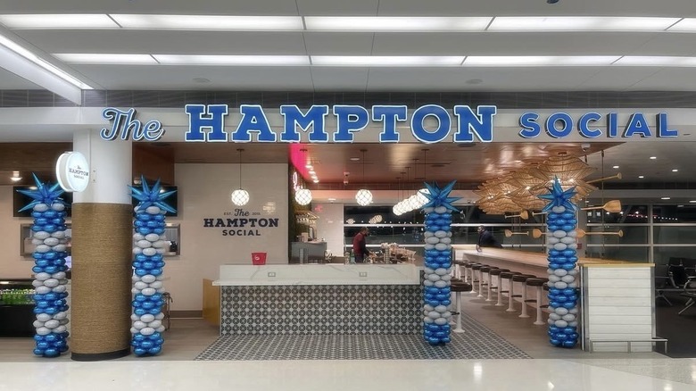 Restaurant entrance in terminal at O'Hare International Airport